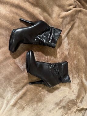 INC International Concepts Black Ruched Leather Stiletto Ankle Booties